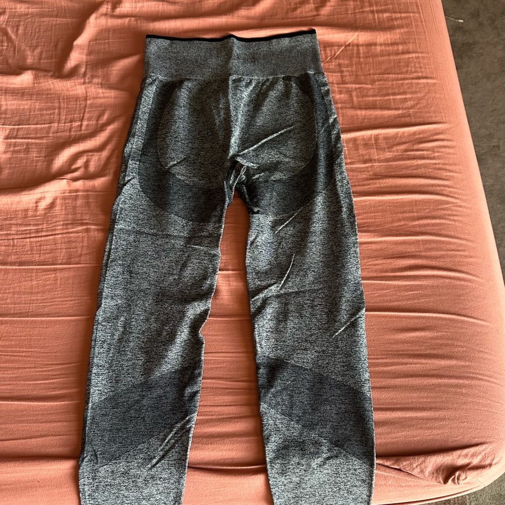 VS Pink Leggings